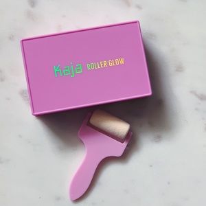 Kaja roller glow highlighter